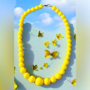 Yellow Vintage Beaded Necklace